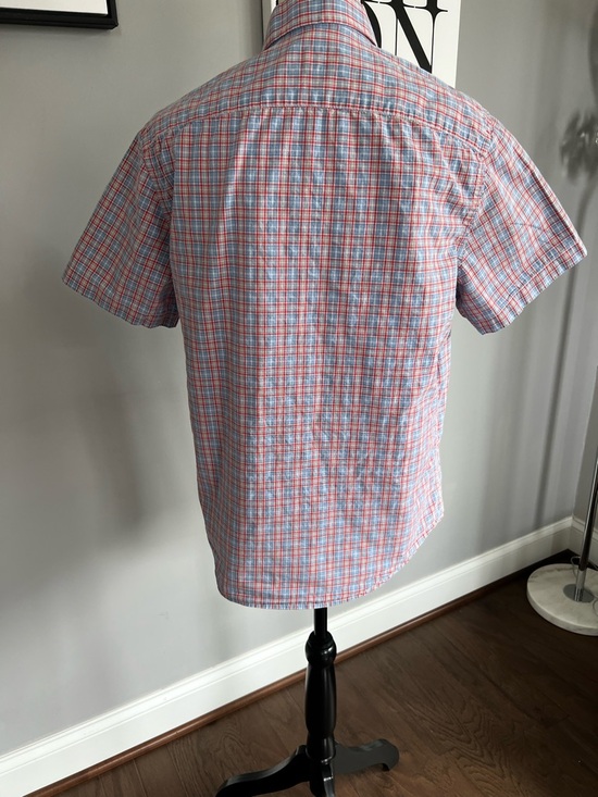 UNTUCKit Short-Sleeve Button-Down Plaid Shirt - Picture 4 of 8